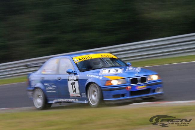 08rcn12_2561.jpg
