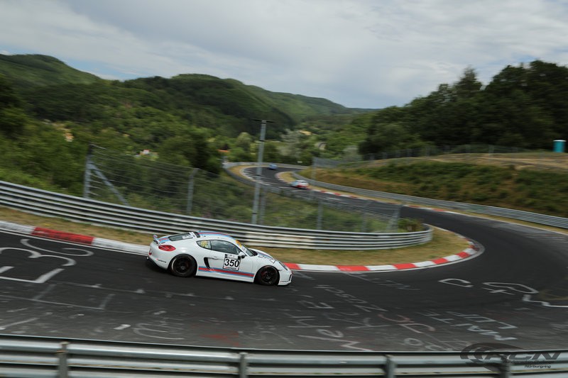 05RCN19_247.jpg
