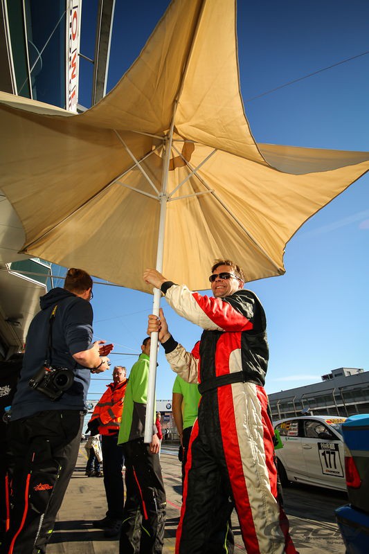09rcn16_24201.jpg
