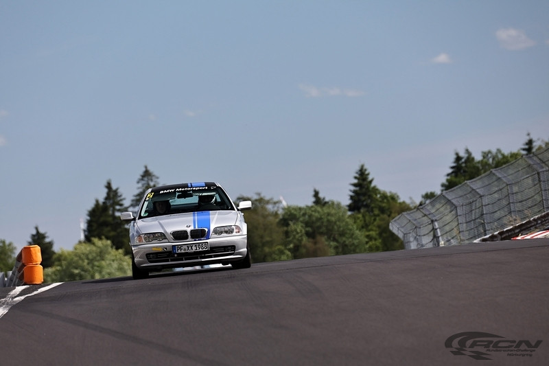 04GLP26_28087.jpg