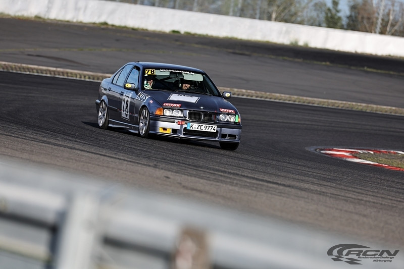 06GLP26_28032.jpg
